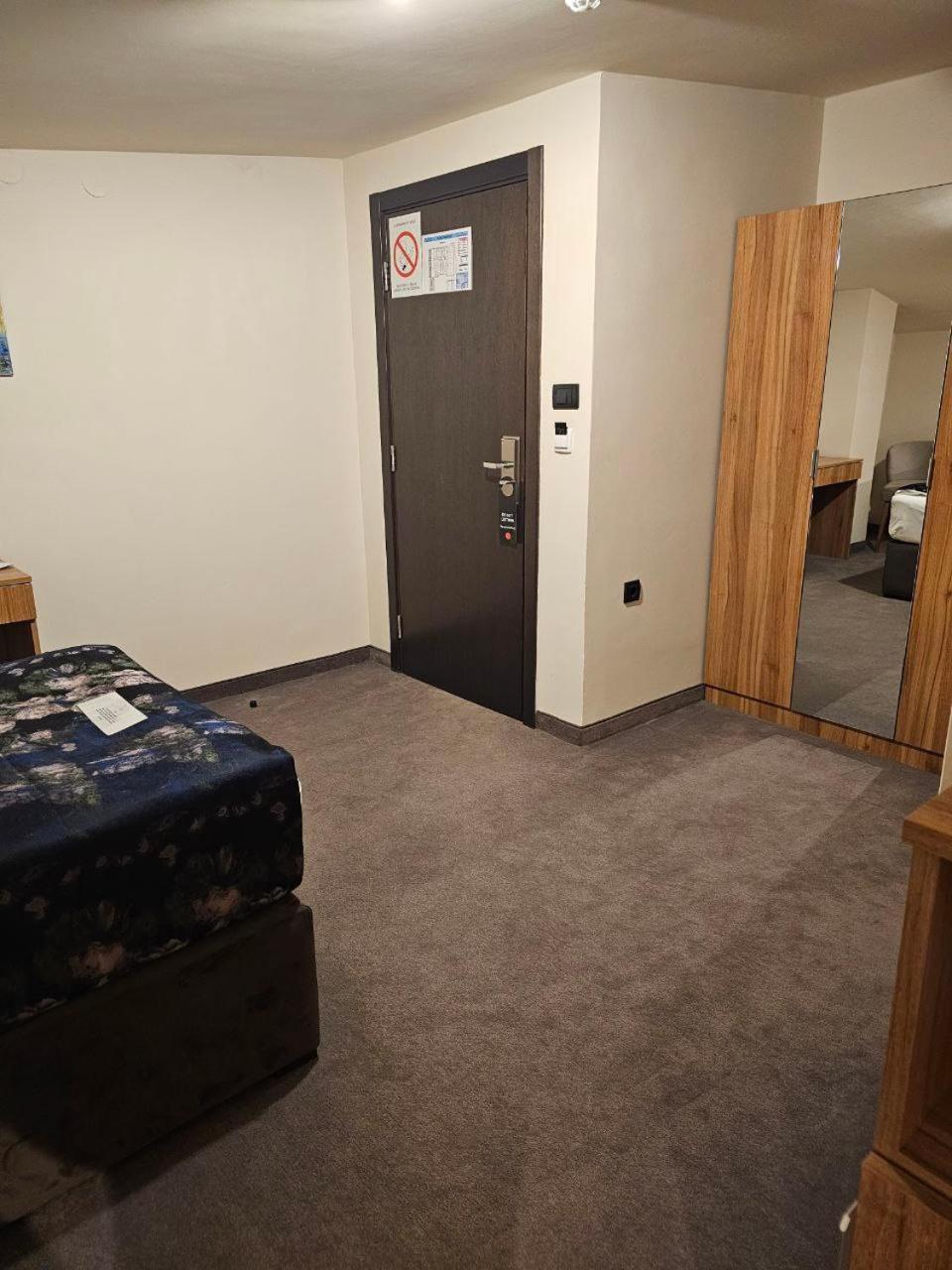 Hotel Aloha Ni Chambre photo